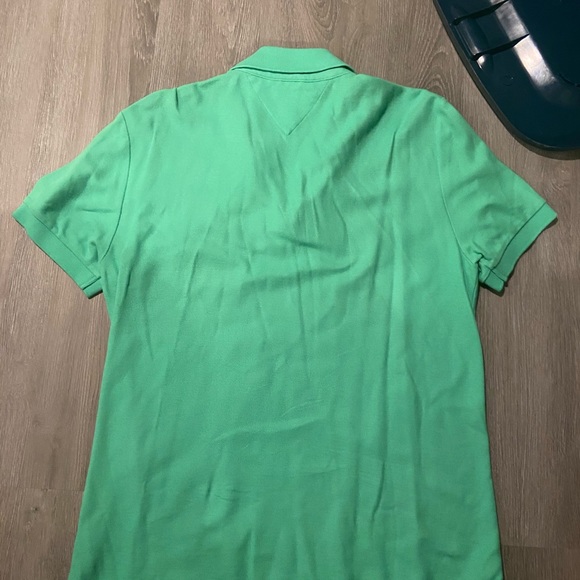 Men’s Tommy Hilfiger polo shirt size medium - Picture 3 of 3